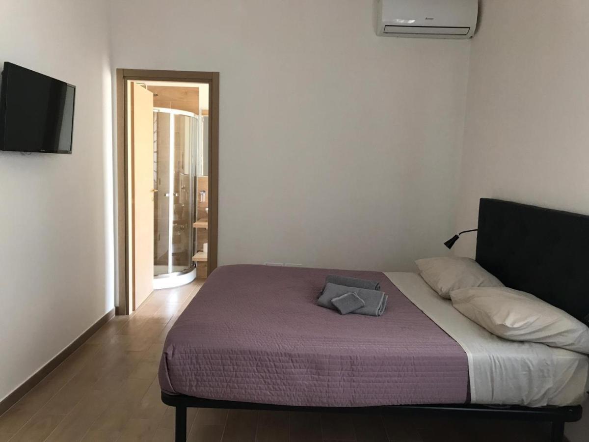 Riva Reno 4 Rooms Болонья Экстерьер фото