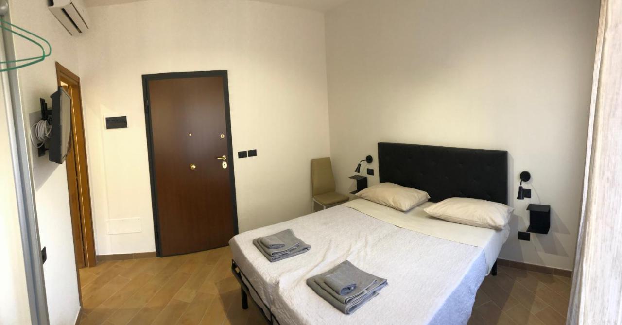 Riva Reno 4 Rooms Болонья Экстерьер фото