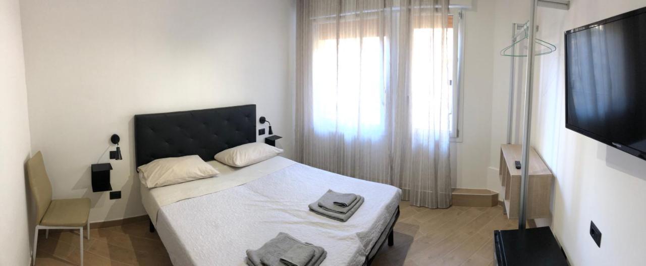 Riva Reno 4 Rooms Болонья Экстерьер фото