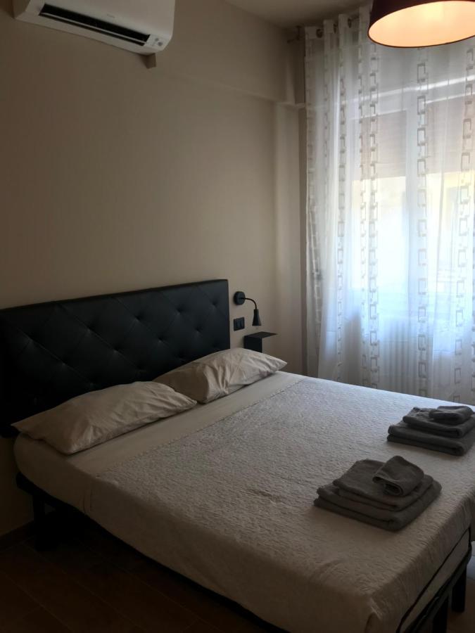 Riva Reno 4 Rooms Болонья Экстерьер фото