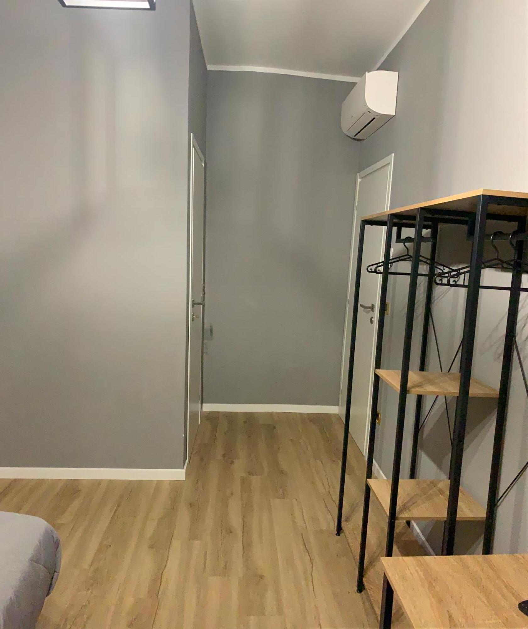 Riva Reno 4 Rooms Болонья Экстерьер фото