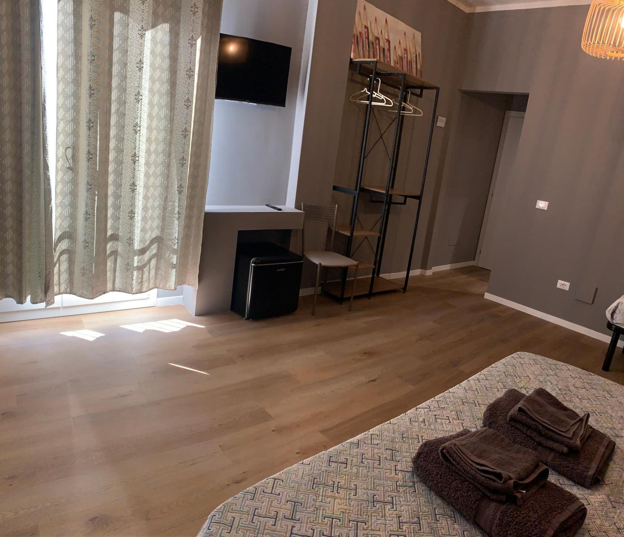 Riva Reno 4 Rooms Болонья Экстерьер фото