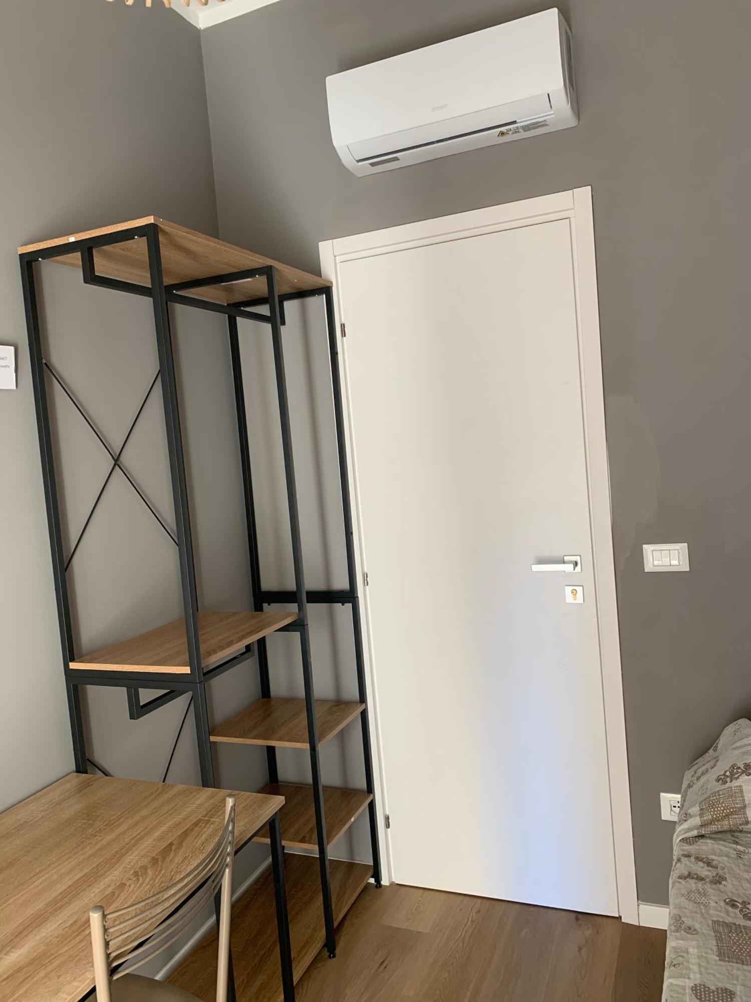 Riva Reno 4 Rooms Болонья Экстерьер фото